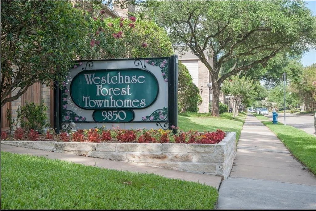2 bed, 2.5 bath, 1520 sqft, $1,750 — Photo 1