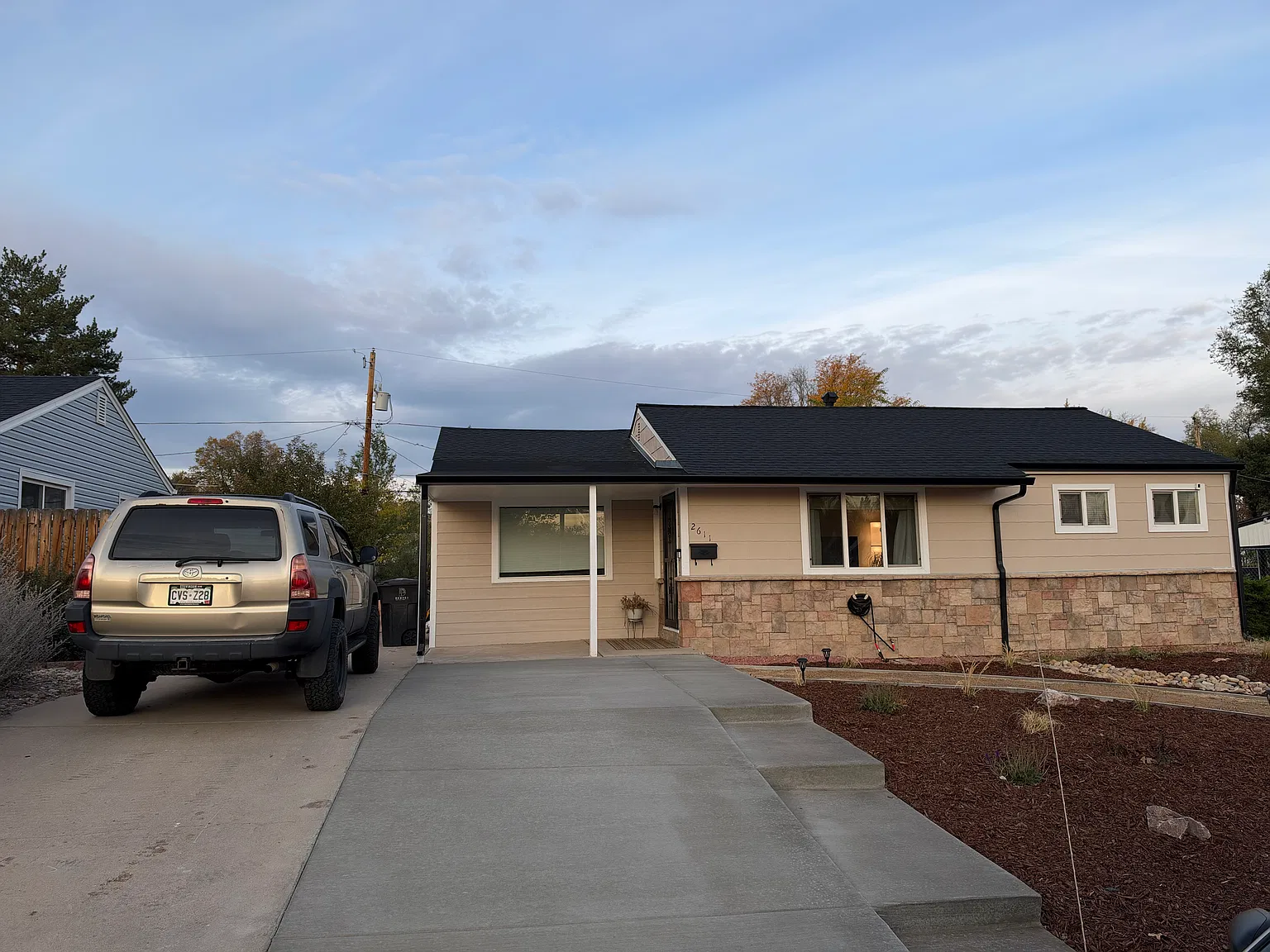 3 bed, 1035 sqft, $2,995 — Photo 2