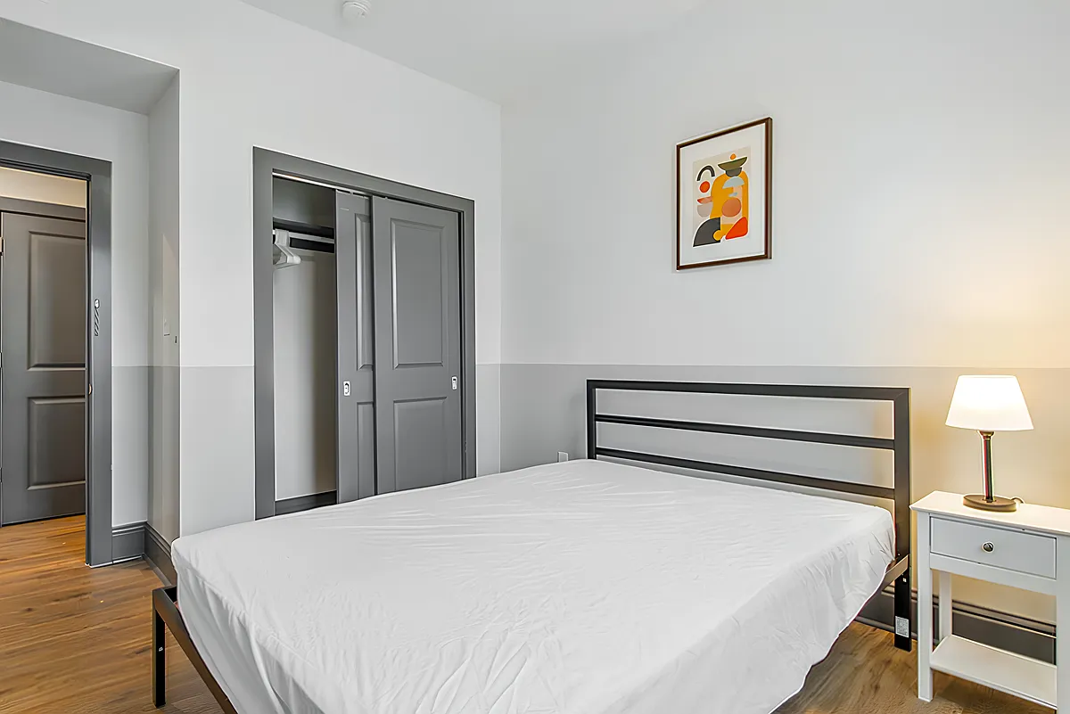 Spacious closet in brand new bedroom - Philip St