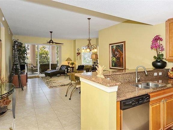 3rd image of 5591 Cannes Cir APT 405