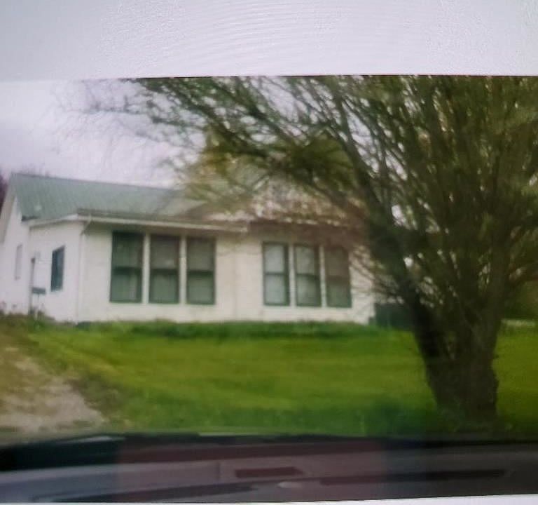 1st image of 3745 Centerpoint Rd