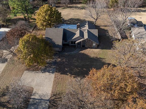 2nd image of 5305 Bonney Dr