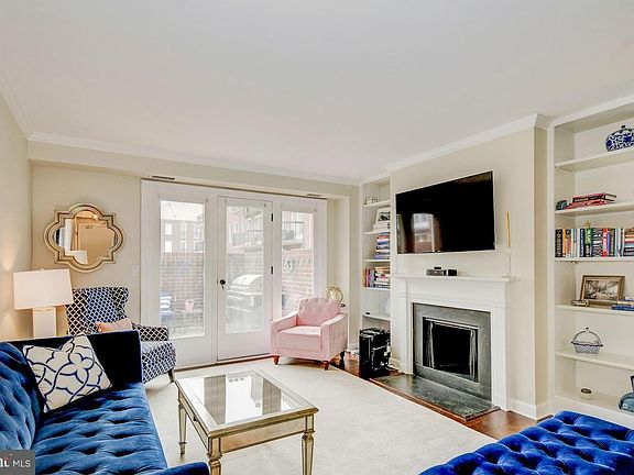 3rd image of 800 S Saint Asaph St APT 203