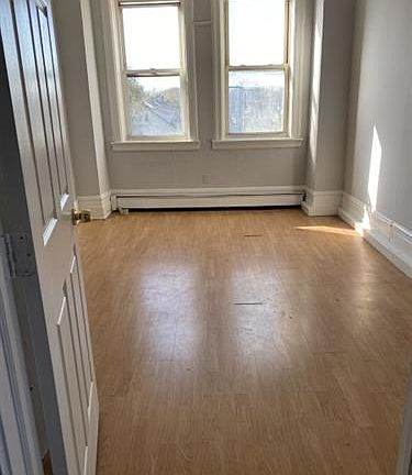5th image of 262 Elmwood Ave APT L3