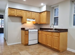 11 Zabriskie St #B1E, Jersey City, NJ 07307