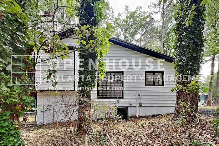 345 Deerwood Dr — Photo 17