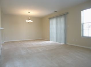 706 Rue Marseille, Chesapeake, VA 23320