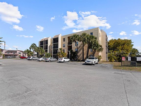 2nd image of 8005 Lake Dr APT 408