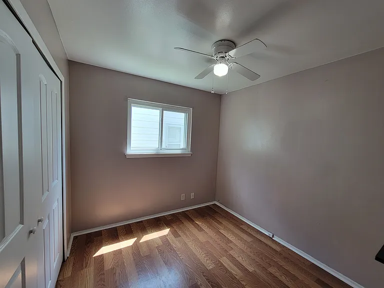 1060 Richmond Dr — Photo 4