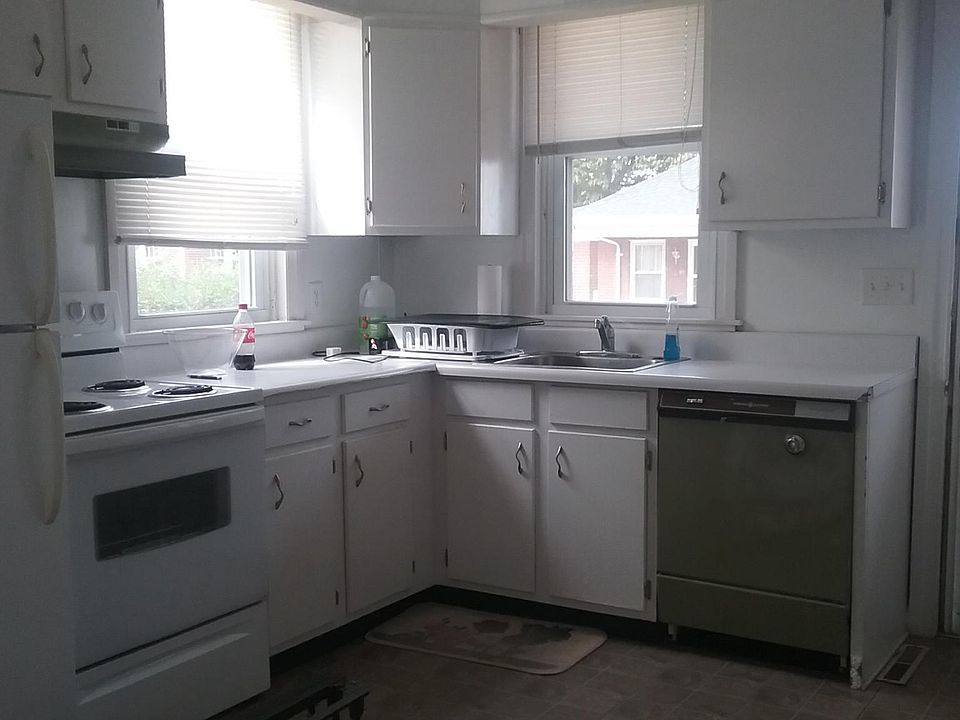 2nd image of 73 S 2nd St #1
