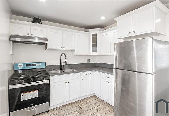 4th image of 4839 W 17th St APT 6