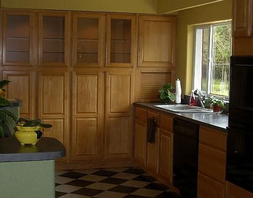 1st image of 414 Oak Lynn Dr