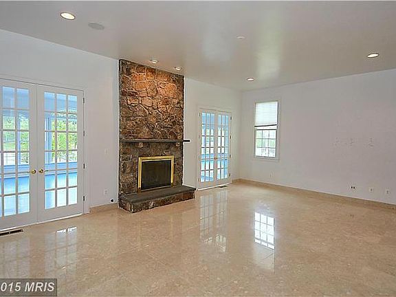 5th image of 43156 Tall Pines Ct
