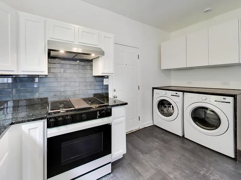 3336 W Evergreen Ave — Photo 6