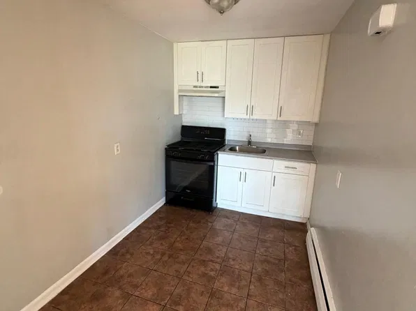 411 Stuyvesant Ave #2, Irvington, NJ 07111