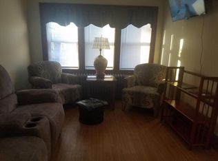 415 Ford St #2W, Rockford, IL 61104