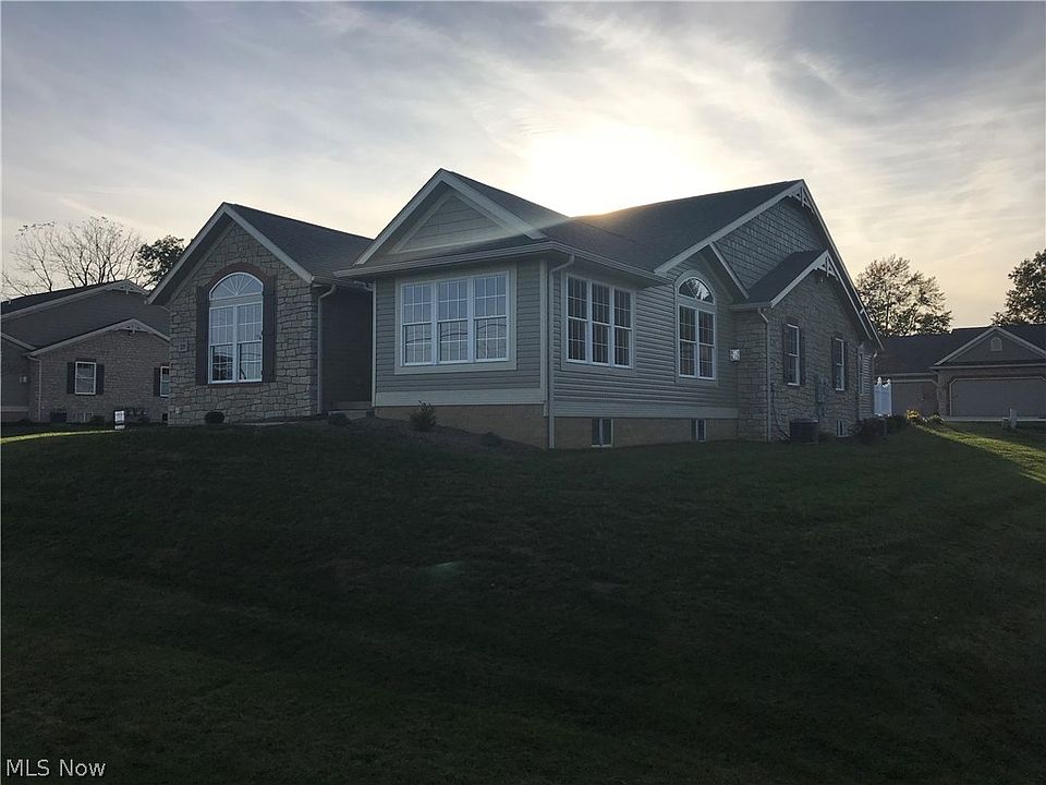 1st image of 250 Heritage Pointe