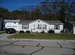 1st image of 46 Glenn Dr