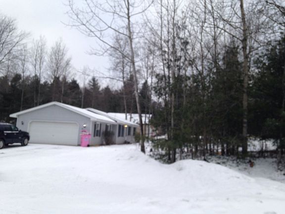 2nd image of 2304 Greenbrier Dr