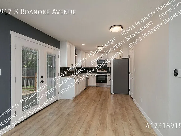 2917 S Roanoke Ave — Photo 4