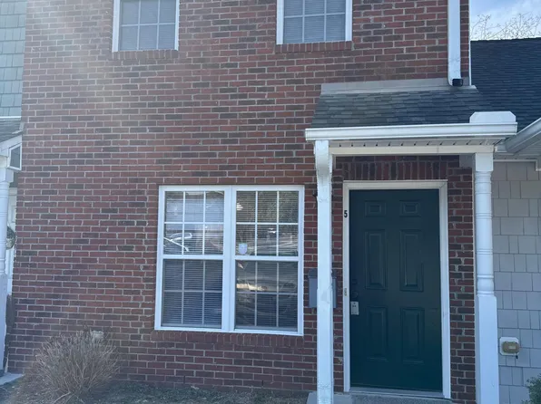 60 Rainbow Dr APT 5, Jacksonville, NC 28546