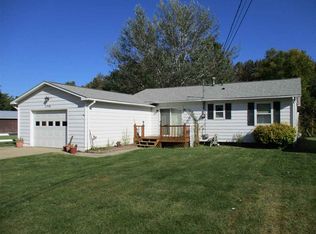 1156 Long Point Dr, Houghton Lake, MI 48629