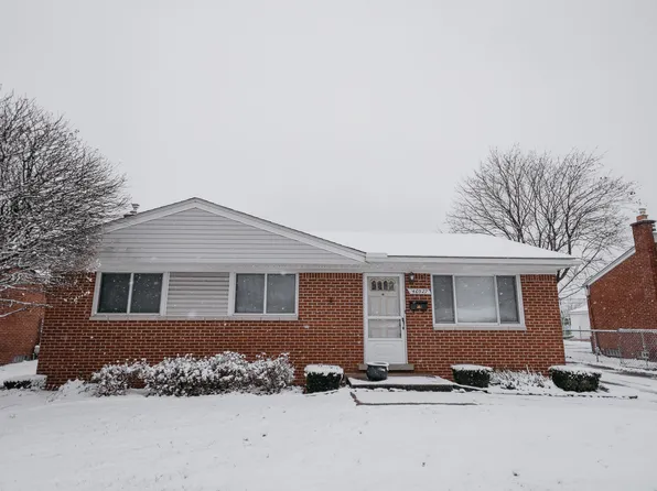 40527 Flagstaff Dr, Sterling Heights, MI 48313