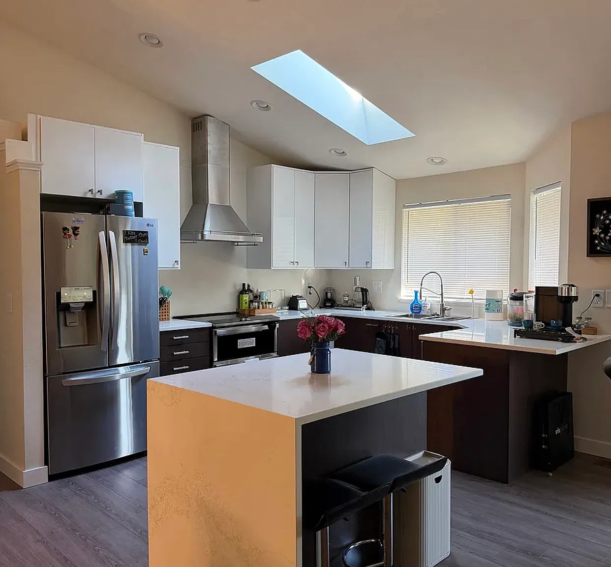 4 bed, 2060 sqft, $3,744 — Photo 1