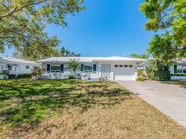 8622 140th Way, Seminole, FL 33776