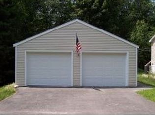 16 Birch Hill Estates Rd, Wolfeboro, NH 03894