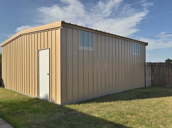3rd image of 8626 Holiday Dr