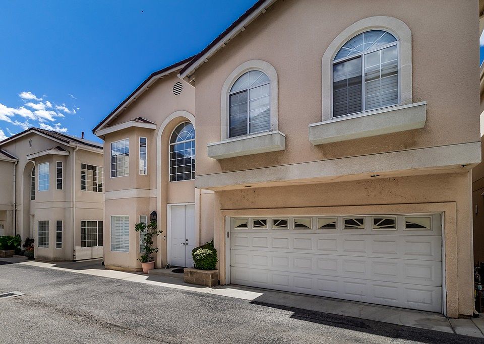 1st image of 9439 Lemona Ave