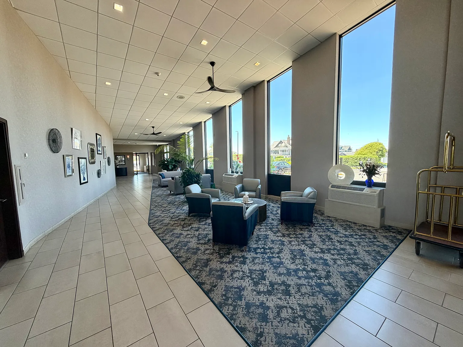1 bed, 1081 sqft, $4,000 — Photo 2