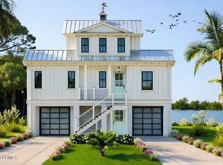 6 W Marsh Dr, Saint Helena Island, SC 29920