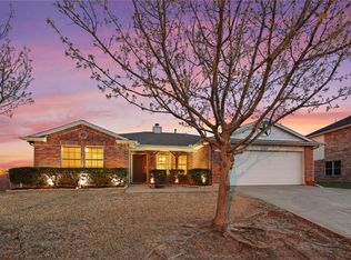 2000 Preston Trl, Forney, TX 75126