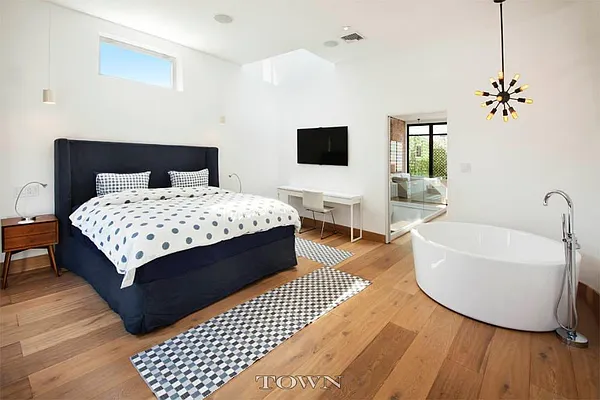 Rented by Town Residential | media 8