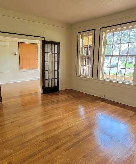 2440 Laurel St — Photo 15