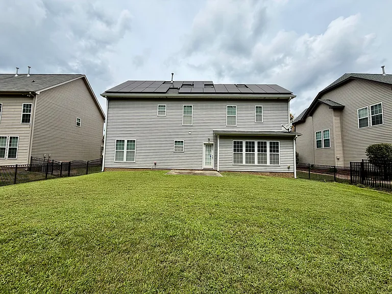 10141 Loch Lomond Dr — Photo 34