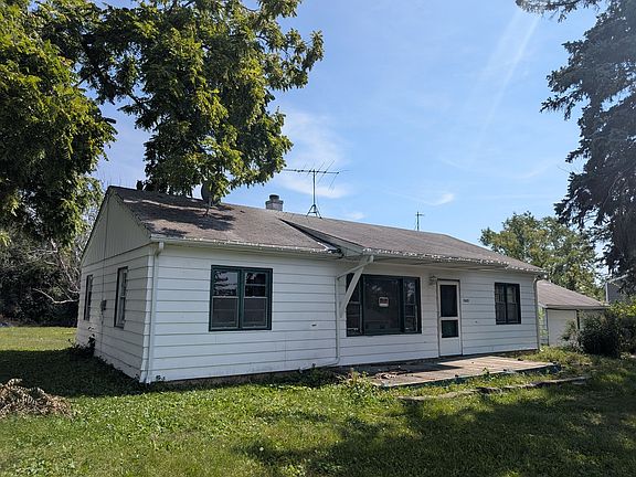 2nd image of 13621 Elm St