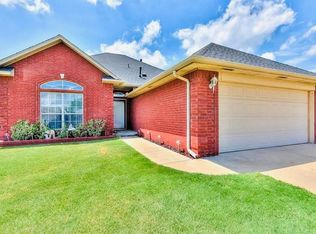 1317 Sunrise Dr, Moore, OK 73160