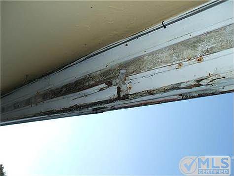 3rd image of 142 Rowley Dr