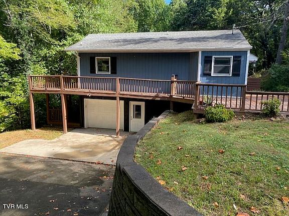 2nd image of 115 Whisper Ct