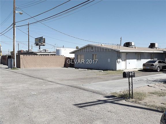 2nd image of 1177 Oahu St
