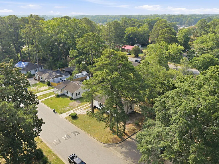 200 S Sylvan Dr — Photo 11