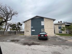 2203 Jennifer Dr, Killeen, TX