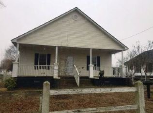 407 W F St, Erwin, NC 28339