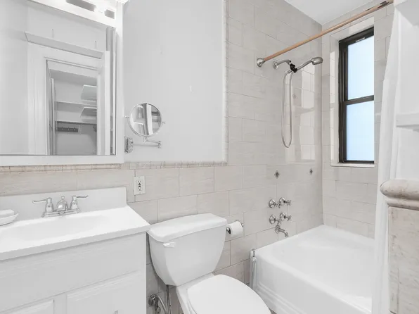 590 West End Avenue image 4 of 4