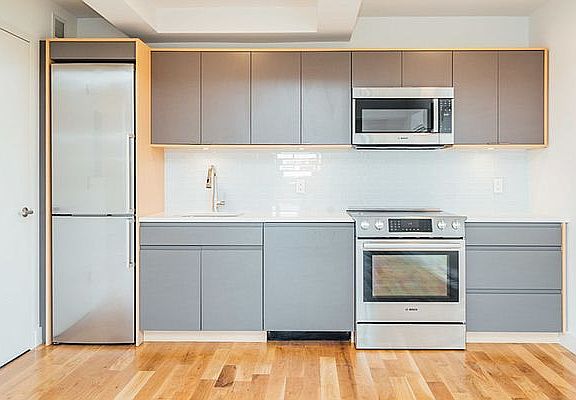 3rd image of 111 Clarkson Ave APT 5A