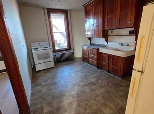 76 Ash St #7, Lewiston, ME 04240