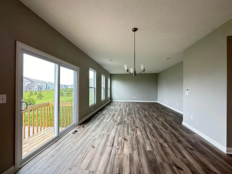 7083 Fenwick St NW — Photo 12